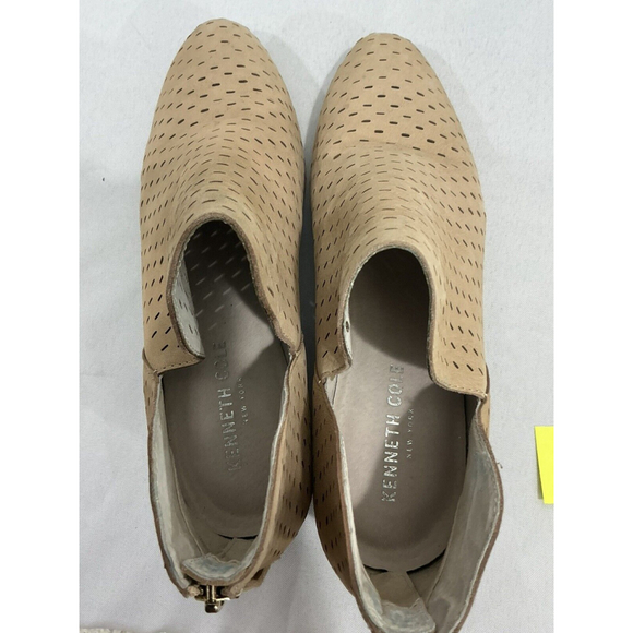 Womans Kenneth Cole Ny Size 7 M Cooper Beige Vented Zip Cut Out Booties - Picture 6 of 8